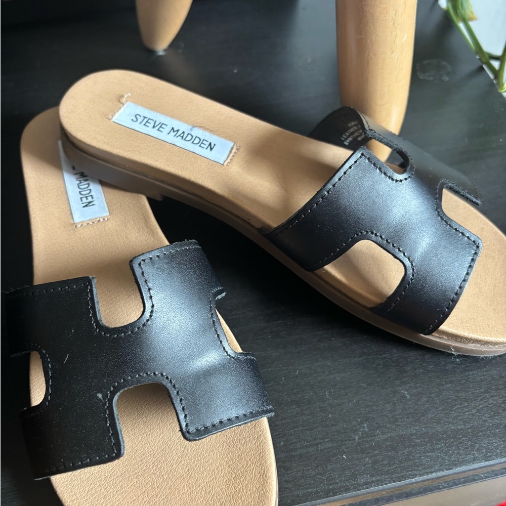 Steve Madden Black Slide Sandals